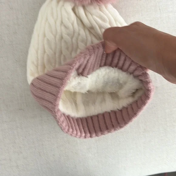 UGG pink and cream Pom Pom beanie - Picture 3 of 3